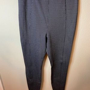 Liverpool leggings new with tags black print